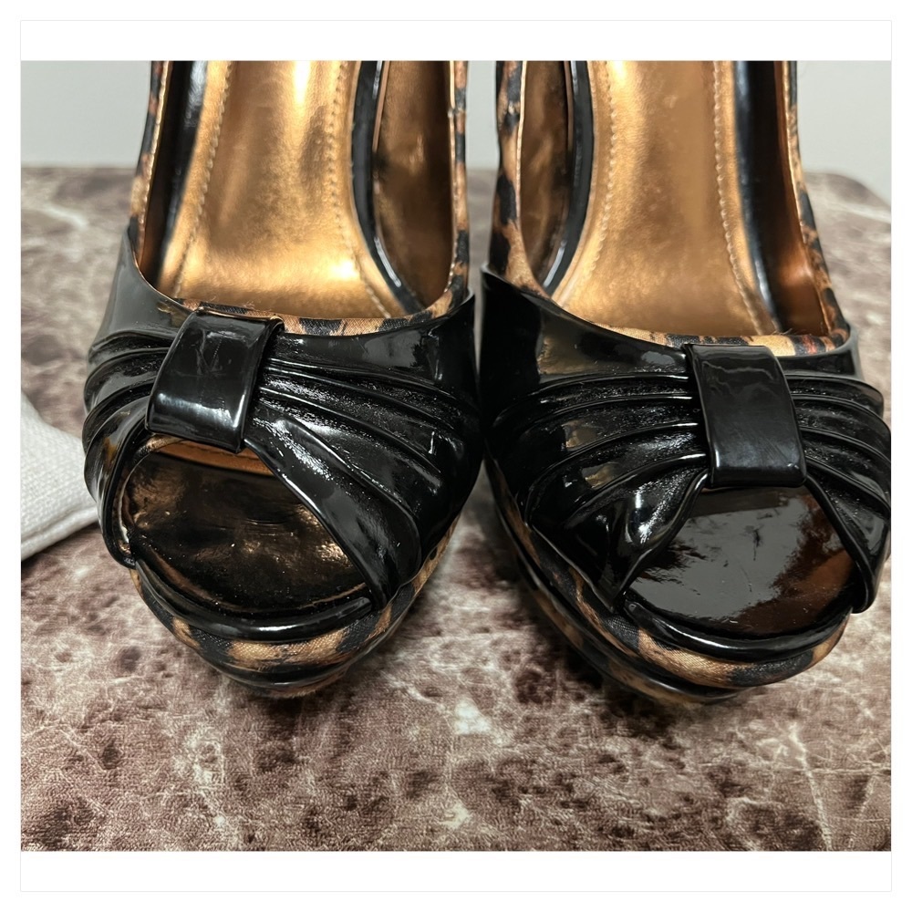 Bamboo 7 1/2 Leopard High Heels Like New - Picture 8 of 16